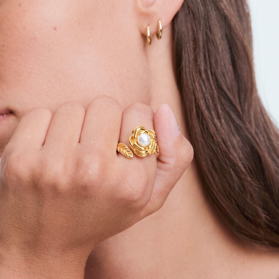 Pearl Rose Ring